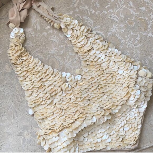 Shell Halter Top - Picture 2 of 6